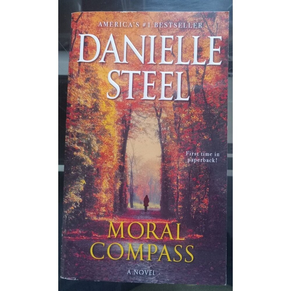 Moral Compass by Danielle Steel PB School Drama Fiction Bestseller
